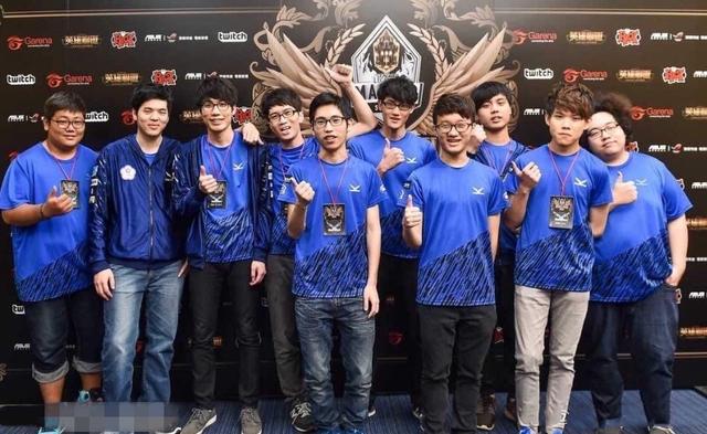 一位资深媒 一位资深媒