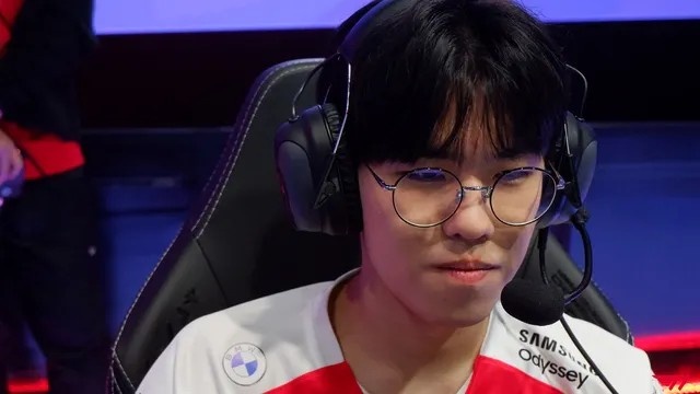 阿尔瓦雷斯 阿尔瓦雷斯