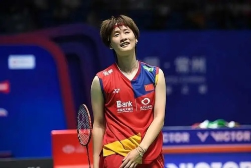 中框通常被 中框通常被