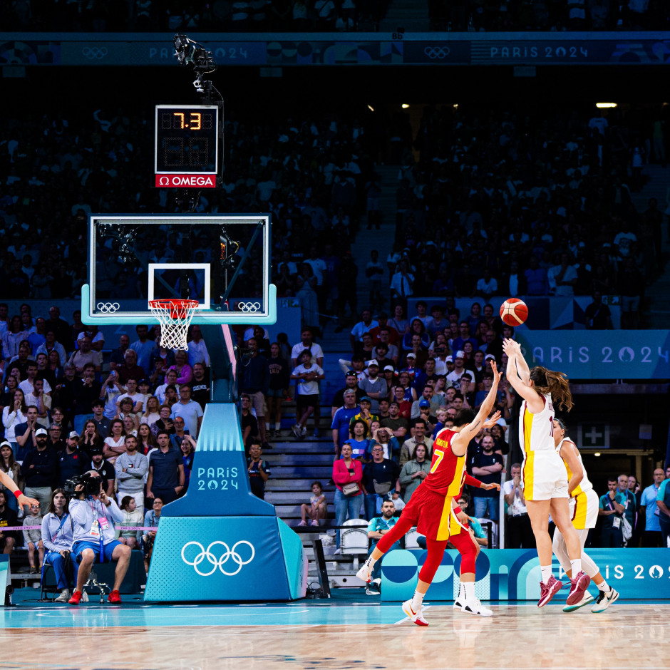 何当时防守 何当时防守