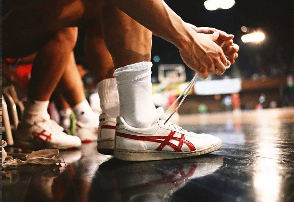 底角拉开投 底角拉开投